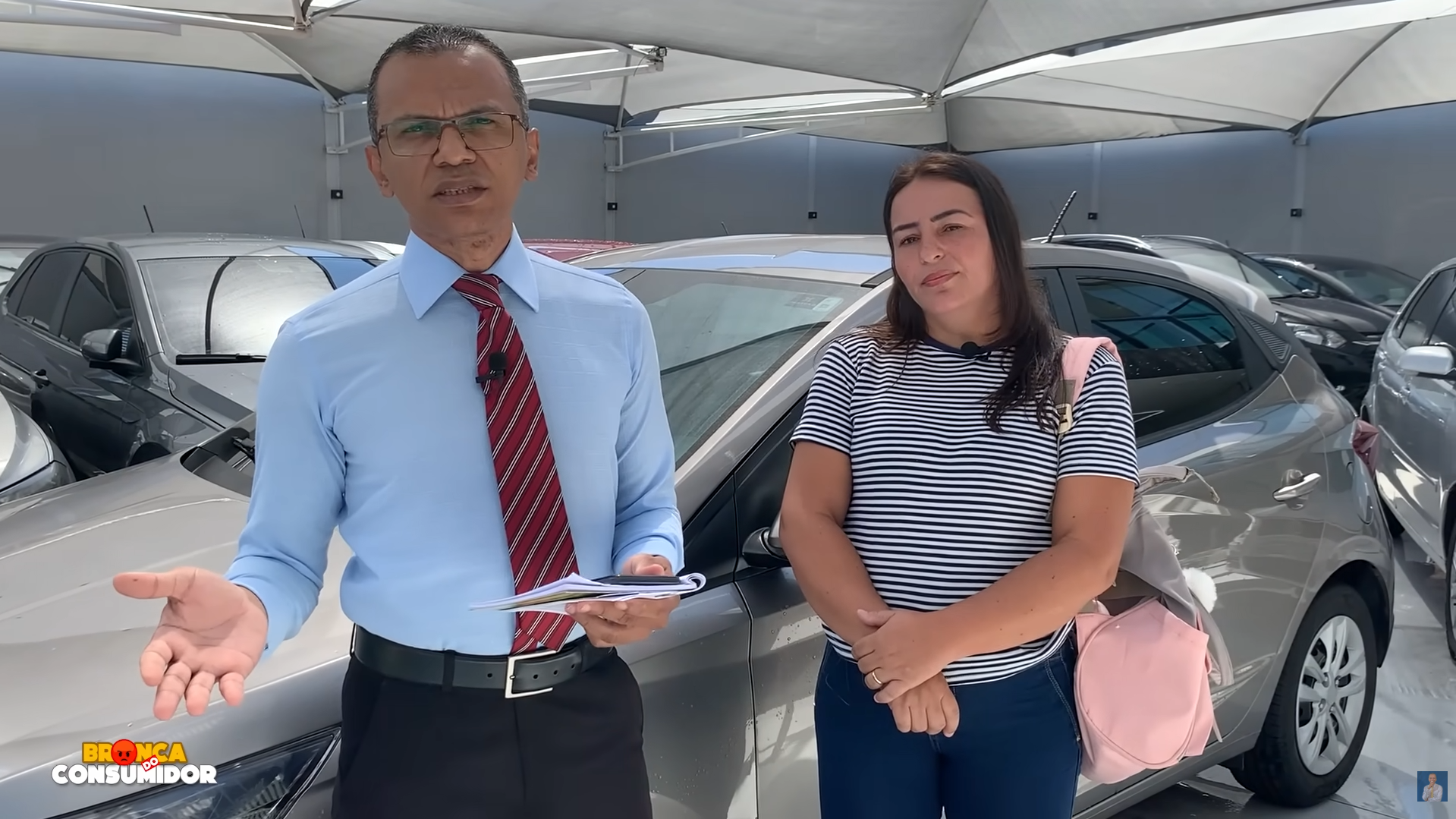 Mulher compra carro e encontra veículo “depenado”