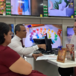 Cliente é ameaçado por vendedor após cobrar transferência de veículo em Goiânia