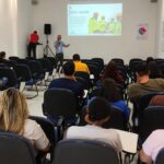 Casa cheia para torcer pelo Brasil? Veja cuidados importantes com energia durante jogos da seleção
