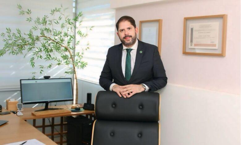 Campanhas digitais estão substituindo práticas tradicionais e levantam novo debate no direito eleitoral